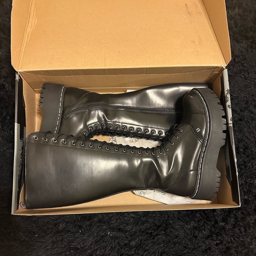 Tuk Knee High Boots